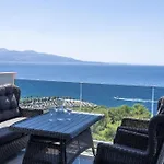 Elite - Seafront *