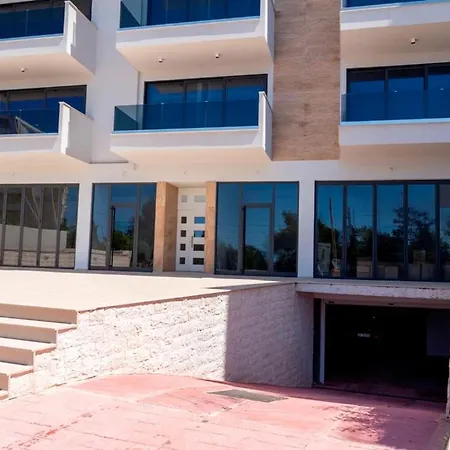 Elite - Seafront * Sarandë