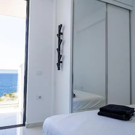 Elite - Seafront * Sarandë