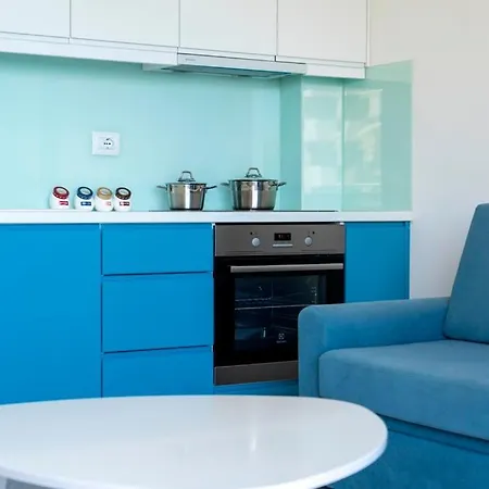 Elite - Seafront Apartament Saranda