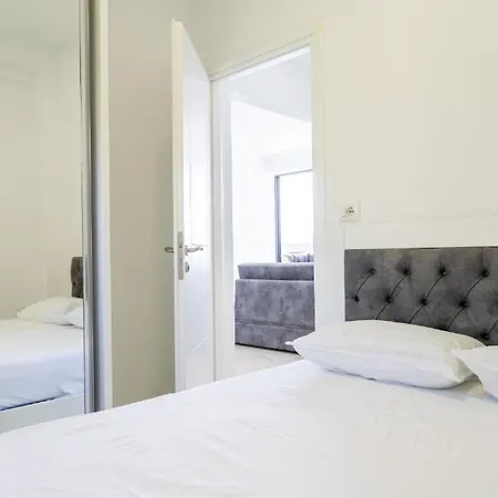 Elite - Seafront Apartament