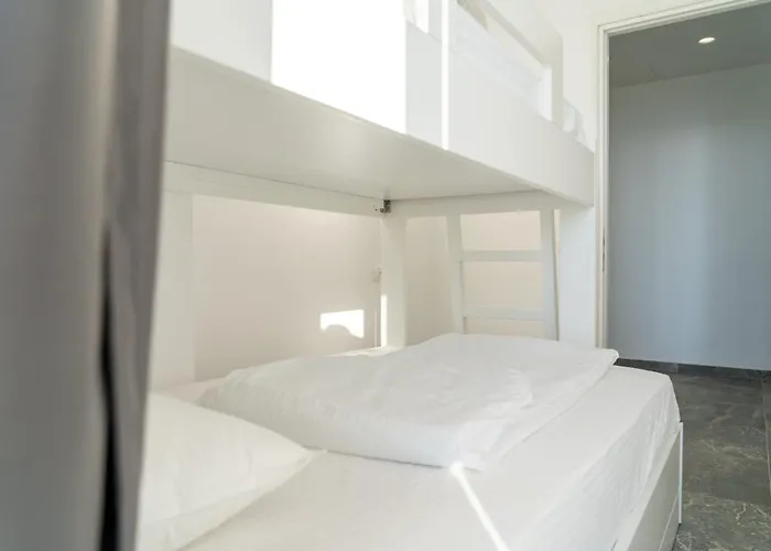 Elite - Seafront * Saranda