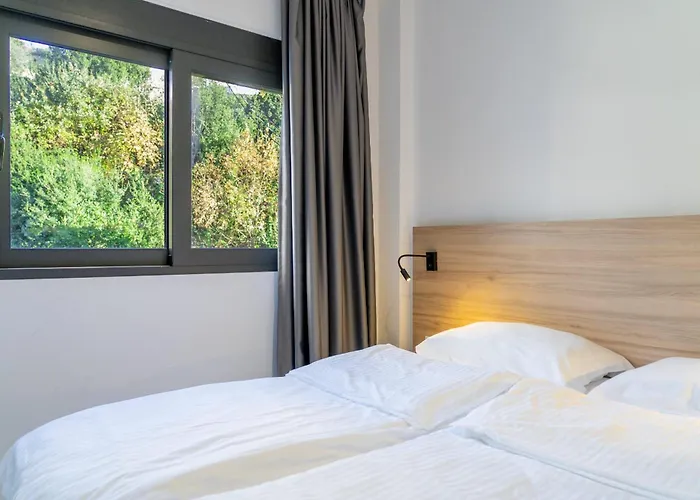 Elite - Seafront * Saranda