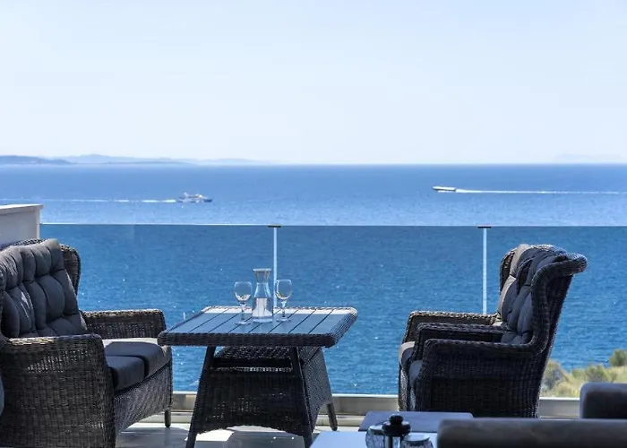 Elite - Seafront * Saranda